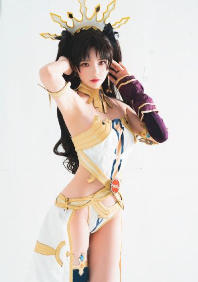 大胸女邻居