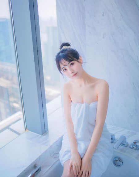 年轻的妈妈播放