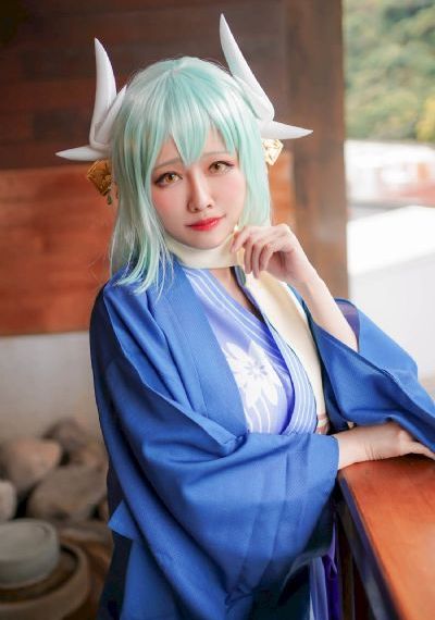 年轻的小姑子