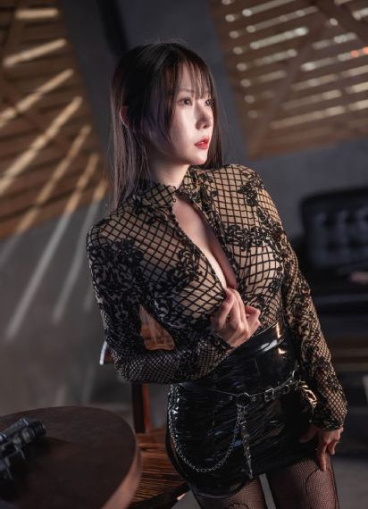 情事年轻的后妈